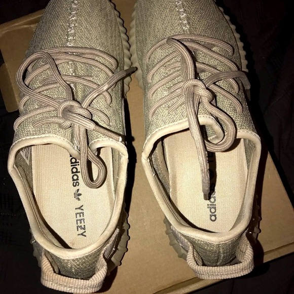 Yeezy Boost 350 Oxford Tan 2015 - Picture 2 of 7